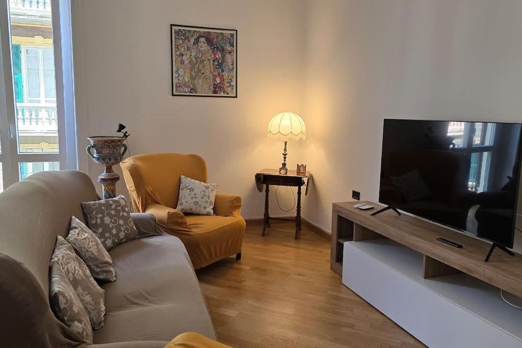 Apartamento Tra Mare E Castello La Spezia Exterior foto